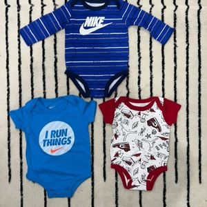 Pack of 3 baby bodysuits - Nike and Jordan - 6 months
